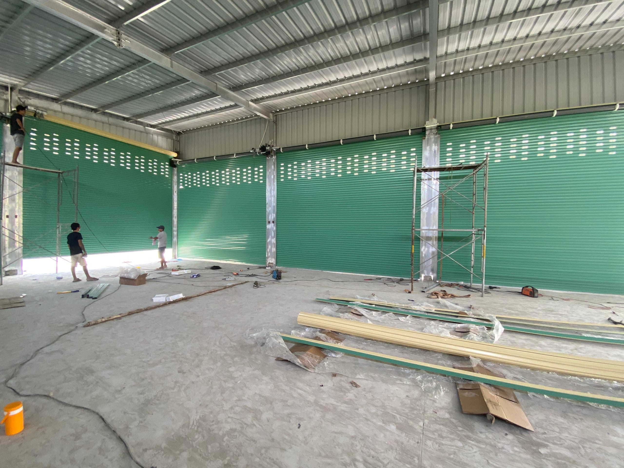 Cửa cuốn Đài Loan phường Bình Hưng Hòa