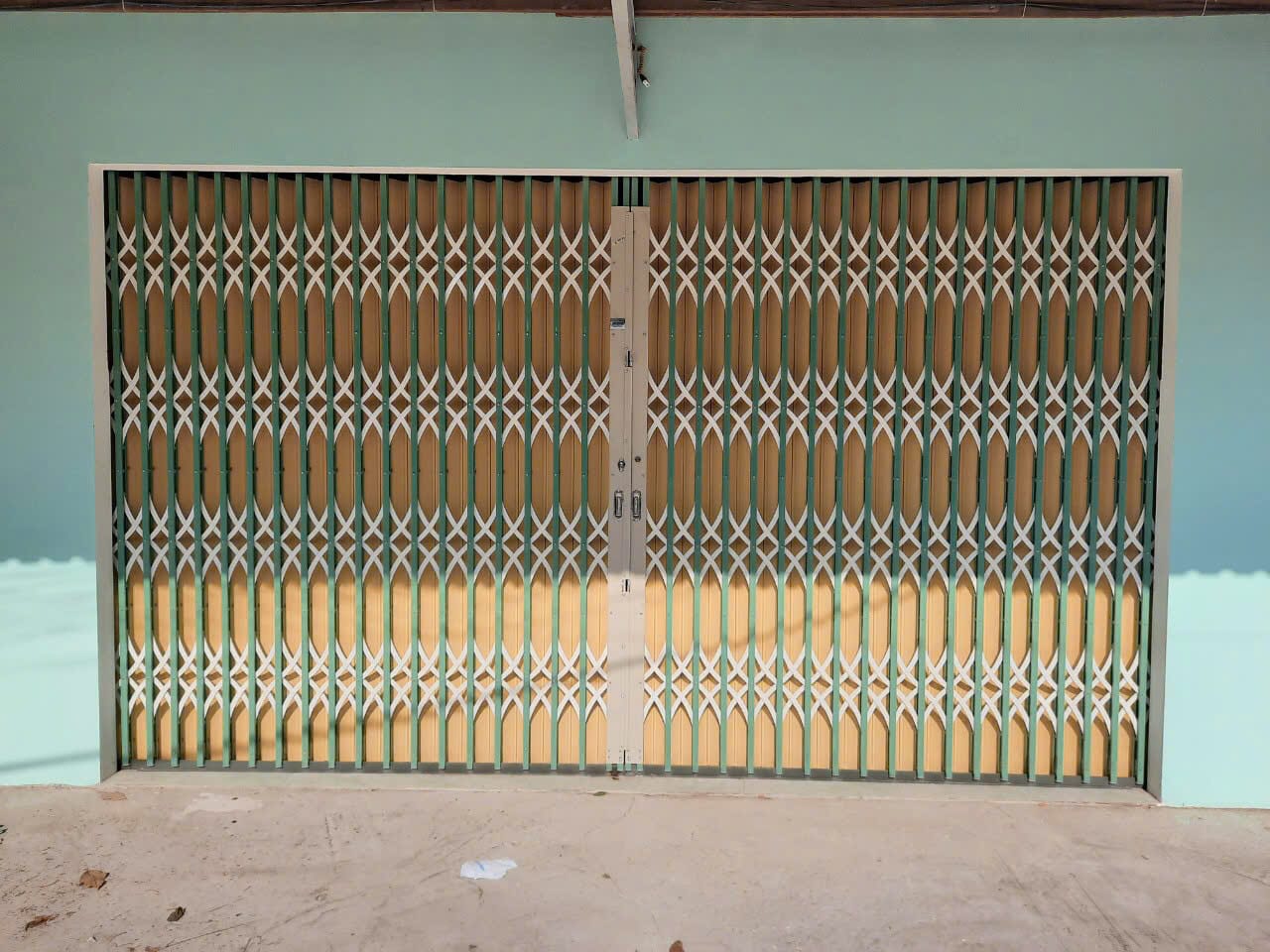 Cửa Kéo Đài Loan Phường Bàn Cờ - Ngọc Anh Door, Chất Lượng Cao