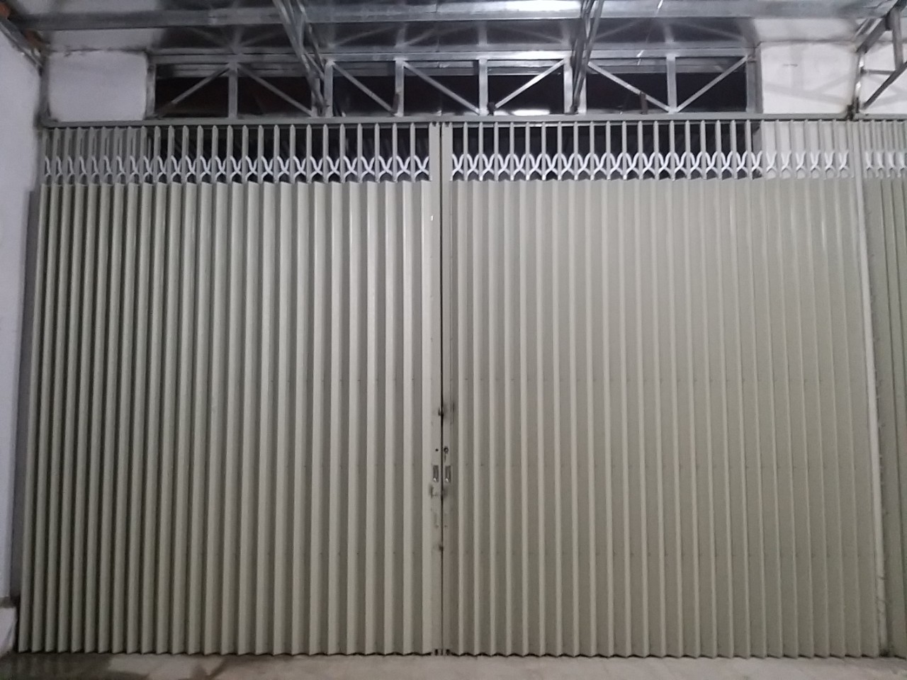 Cửa kéo Đài Loan phường Bình Tiên | Ngọc Anh Door uy tín