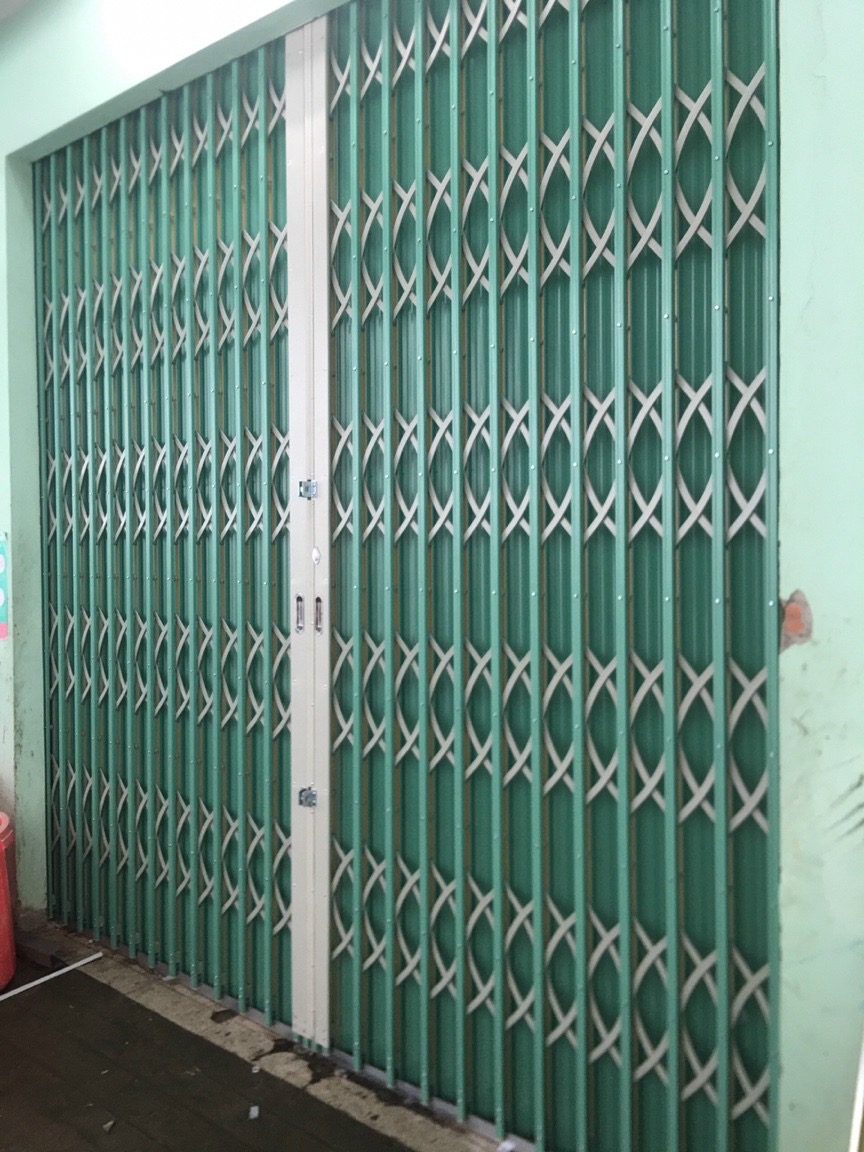 Cửa Kéo Đài Loan Xã Nhuận Đức