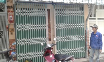 Cửa kéo Đài Loan Quận 6